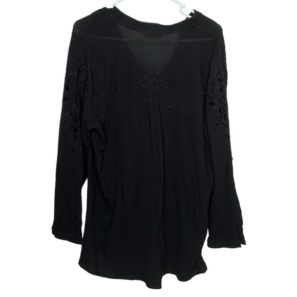 Soft Surroundings Women’s Laser cut Embroidered Boho Shirt Size 1X Black - Picture 5 of 6